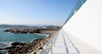 Tsunami Barrier